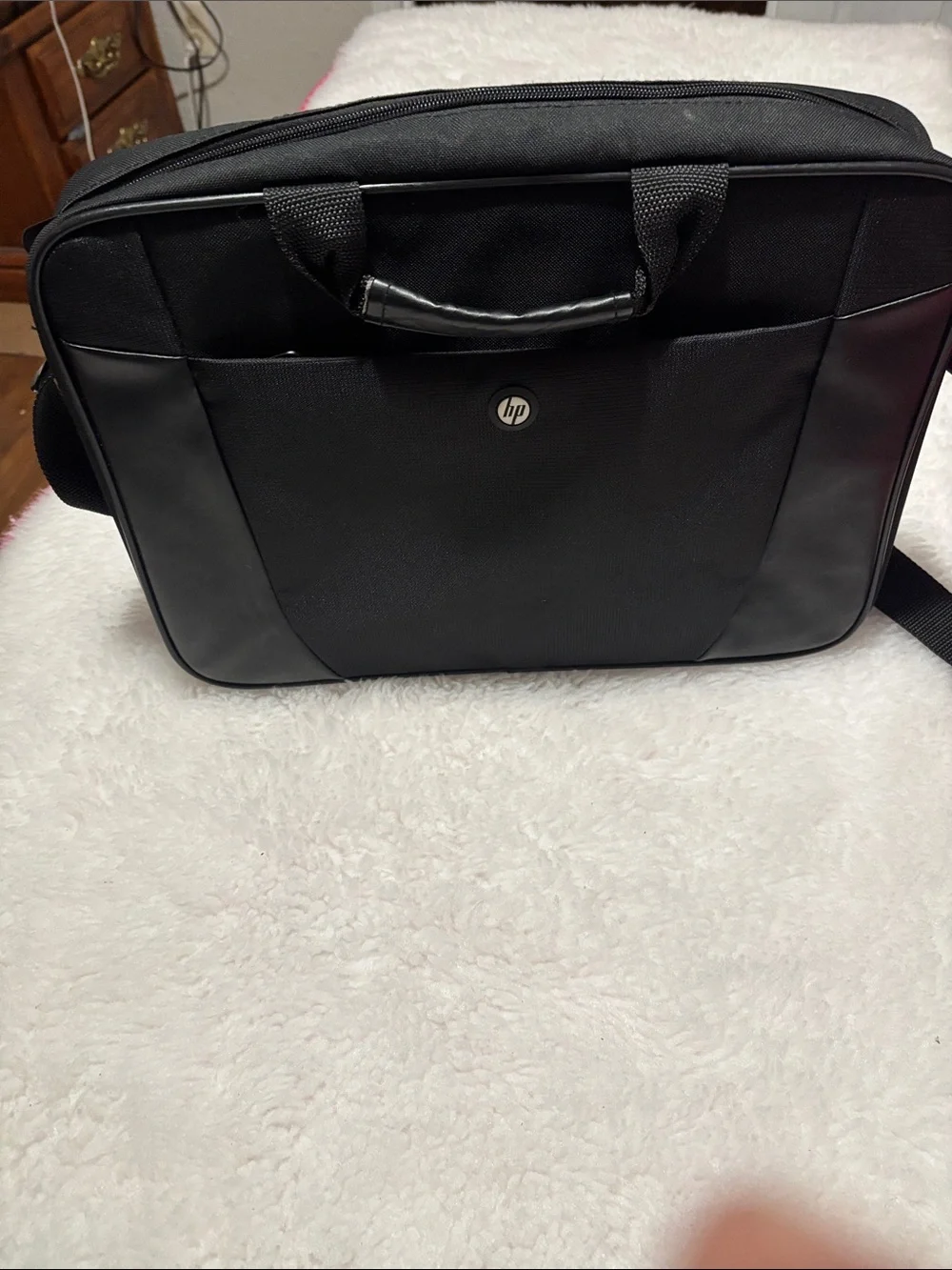 HP Black Laptop Briefcase with Shoulder Strap